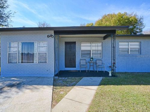 38407 Church St, Umatilla, FL 32784-8977