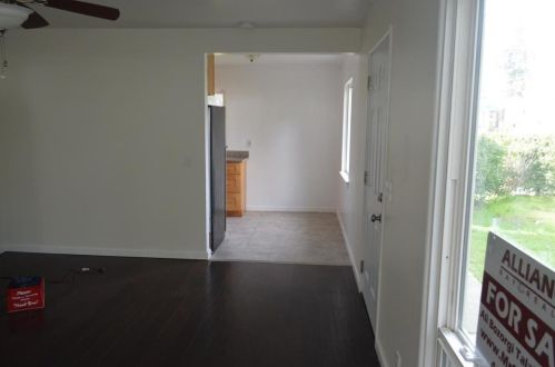 2800 Devonshire Ave, Redwood City CA  94063-3211 exterior