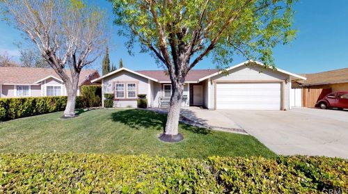 15040 Ashley Glen Dr, Victorville, CA 92394-2068