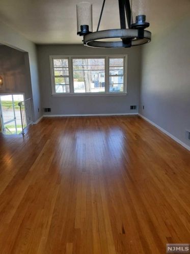 115 Cypress Rd, Dumont NJ  07628-1010 exterior