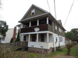38 Stone St, Manchester, CT 06040-3939