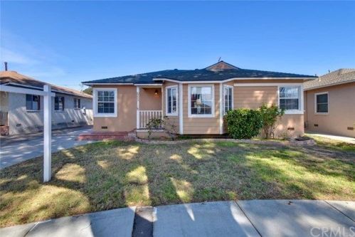 6223 Greenmeadow Rd, Lakewood, CA 90713-3120