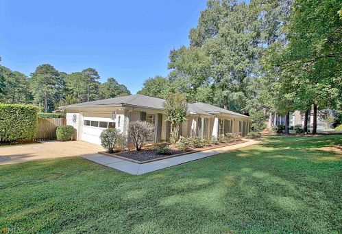 301 Pinegate Rd, Peachtree City, GA 30269-1116