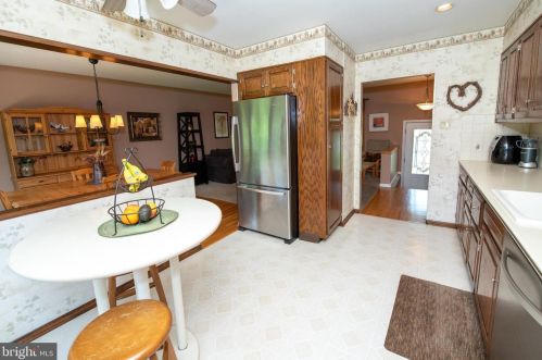 188 Windsor Ave, Southampton PA  18966-3334 exterior