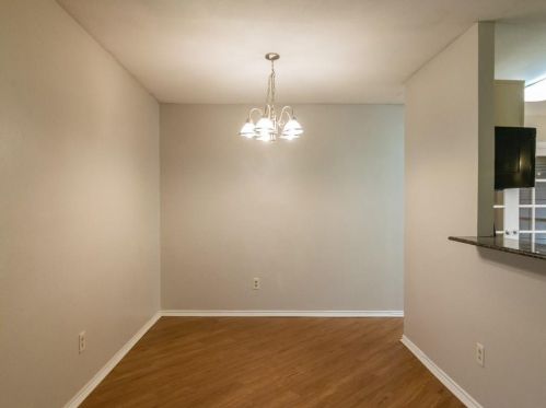 1023 Cresthaven Dr, Lancaster, TX 75134-2062