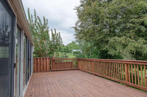 21 Carl Ln, Gibsonia PA  15044-7835 exterior