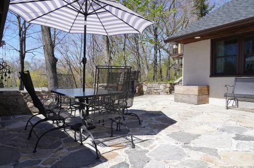 120 Platt Ave, Norwich CT  06360-3627 exterior