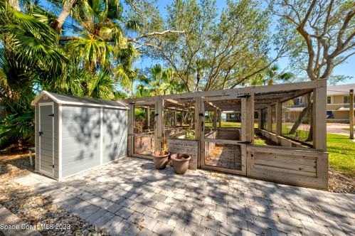 2442 Newfound Harbor Dr, Merritt Island FL  32952-2870 exterior