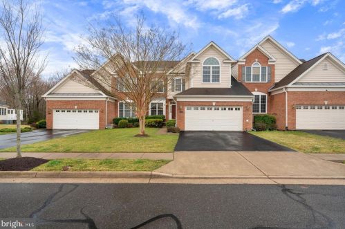 5749 Amelia Springs Cir, Haymarket, VA 20169-5418