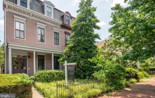 226 9th St, Washington, DC 20002-6110