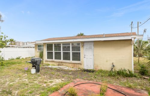 35 Azalea Dr, Ormond Beach FL  32176-3507 exterior