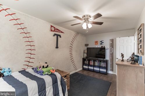 107 Allison Rd, Willow Grove PA  19090-3112 exterior