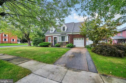 711 4th St, Rudytown, PA 17070-1807