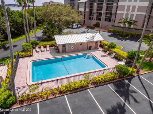 2260 Front St, Melbourne, FL 32901-7302