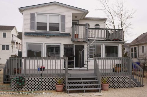 58 Vanard Dr, Bricktown NJ  08723-7443 exterior