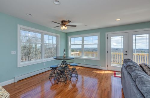 875 Valley Rd, Washington NH  03280-3122 exterior