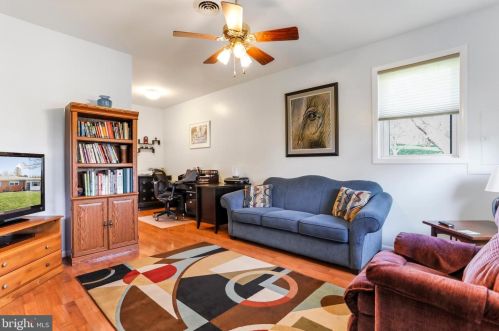 3 Hudson Dr, Richmond National Battlefiel, VA 22835-1205