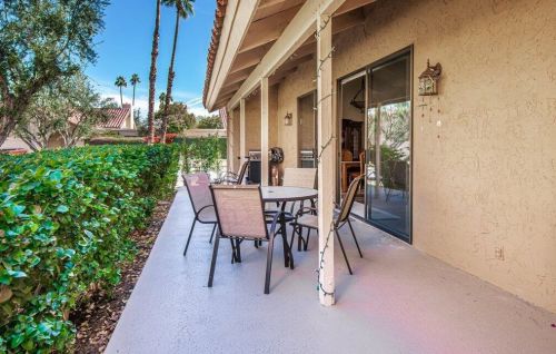 69970 Los Cocos Ct, Rancho Mirage CA  92270-2136 exterior
