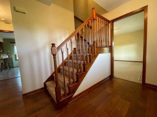 62 Brandon Dr, Pataskala OH  43062-8290 exterior