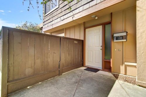 880 Stonegate Dr, South San Francisco CA  94080-1562 exterior