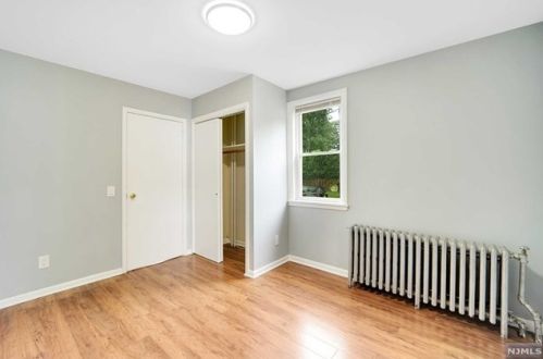 1175 Congress Ave, Teaneck NJ  07666-5858 exterior