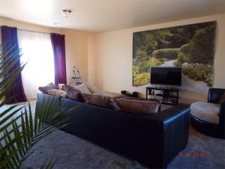 10305 Monterosa Ave, Phoenix AZ  85037-2518 exterior