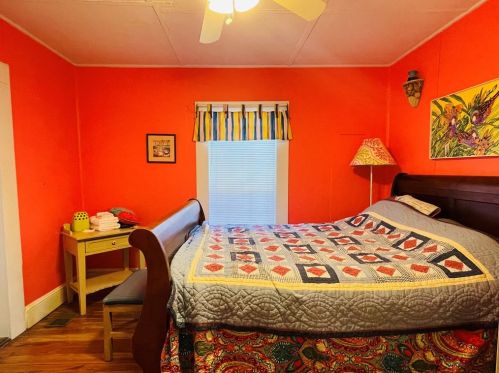 506 Tallahassee St, Carrabelle FL  32322-3204 exterior