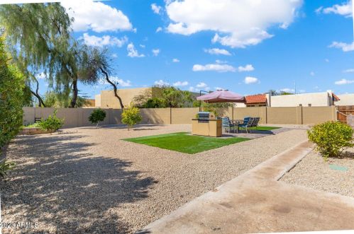 2519 Bluefield Ave, Phoenix AZ  85032-8004 exterior