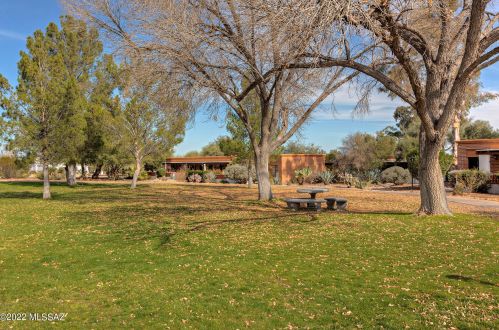 103 Paseo Tierra, Green Valley, AZ 85614-7412