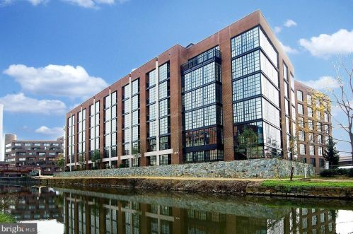 3303 Water St, Washington DC 20007-3509 exterior