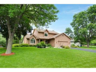 4575 Glacier Ln, Minneapolis, MN 55446-3420