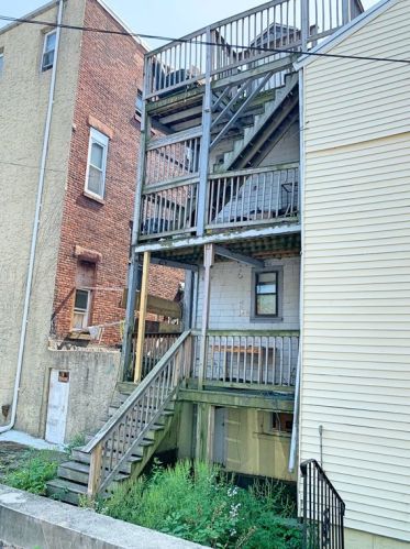 88 Maverick St, Boston MA  02128 exterior