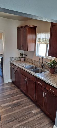 943 Olive St, Colton CA  92324-2560 exterior