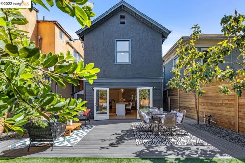 550 25th St, Oakland CA  94606-3336 exterior