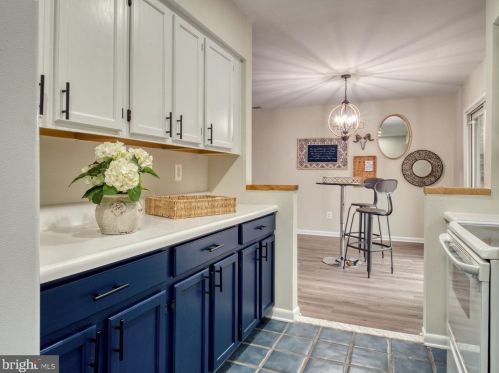 11308 Gatesborough Ln, Herndon VA 20191-3605 exterior