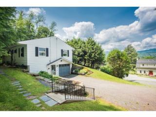 712 Maple St, Stowe VT  05672-4248 exterior
