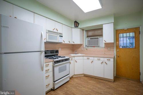 2203 Bucknell St, Philadelphia PA  19145-3212 exterior