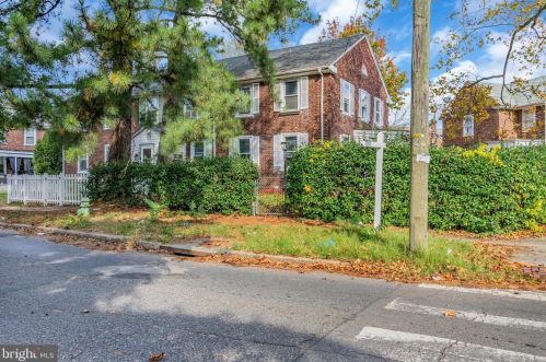 1003 Ironside Rd, Camden NJ  08104-2844 exterior