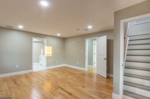 733 Bryant St, Rahway NJ  07065-3004 exterior