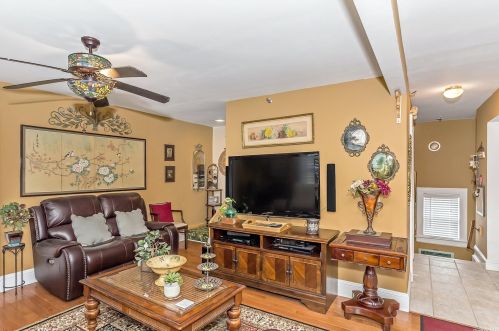 47 Prospect Ave, East Rockaway NY  11518-1232 exterior