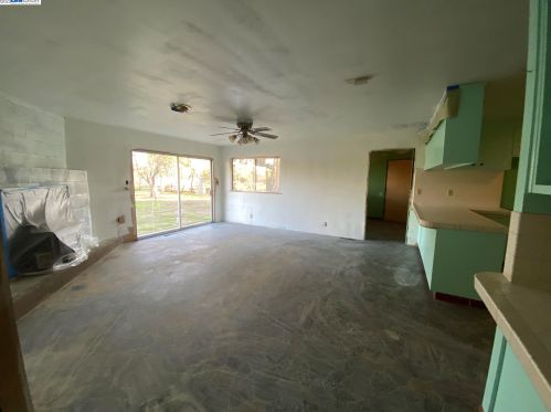 4960 Fuschia Way, Oakley CA  94561-2045 exterior