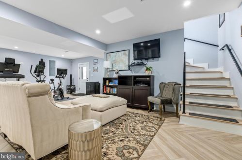 1101 44th Pl, Washington DC  20019-4906 exterior