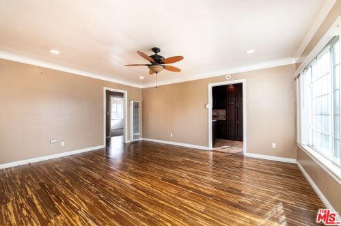 16712 Pannes Ave, Compton CA  90221-5147 exterior