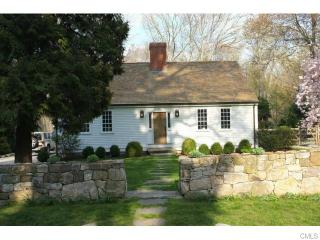 18 Fairmead Rd, Tokeneke, CT 06820-4905