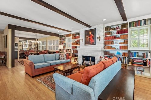 3870 Carpenter Ave, North Hollywood CA  91604-3729 exterior