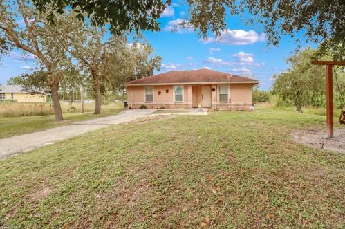2890 54th Ave, Naples, FL 34120-1481