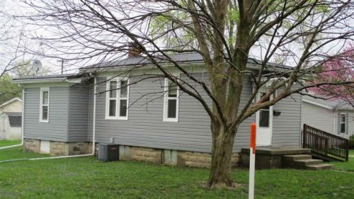 204 Catherine St, Flora, IN 46929-1605