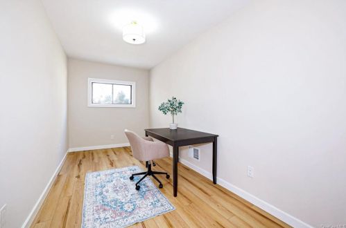 2603 Mercer Ct, Yorktown Hgts NY  10598-3103 exterior