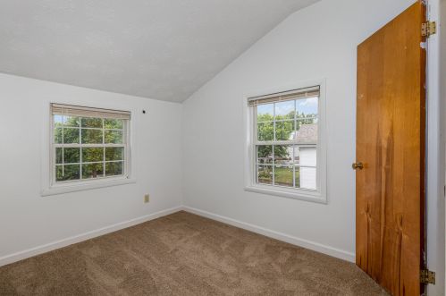 79 Sanders Dr, Florence KY  41042-2833 exterior