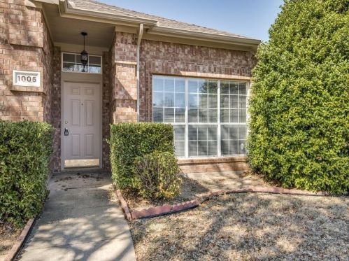 1005 Dickens Ln, Allen, TX 75002-5776